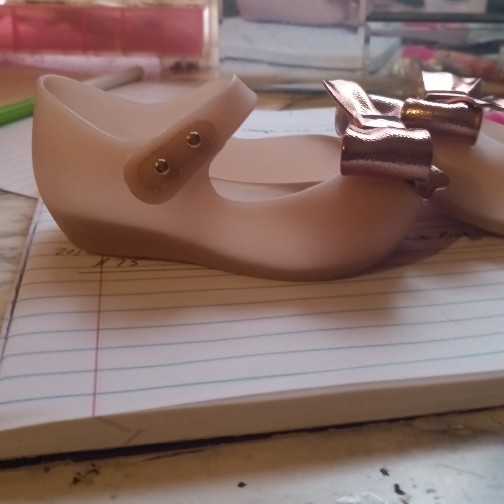 Shoes - Picture 7 of 7